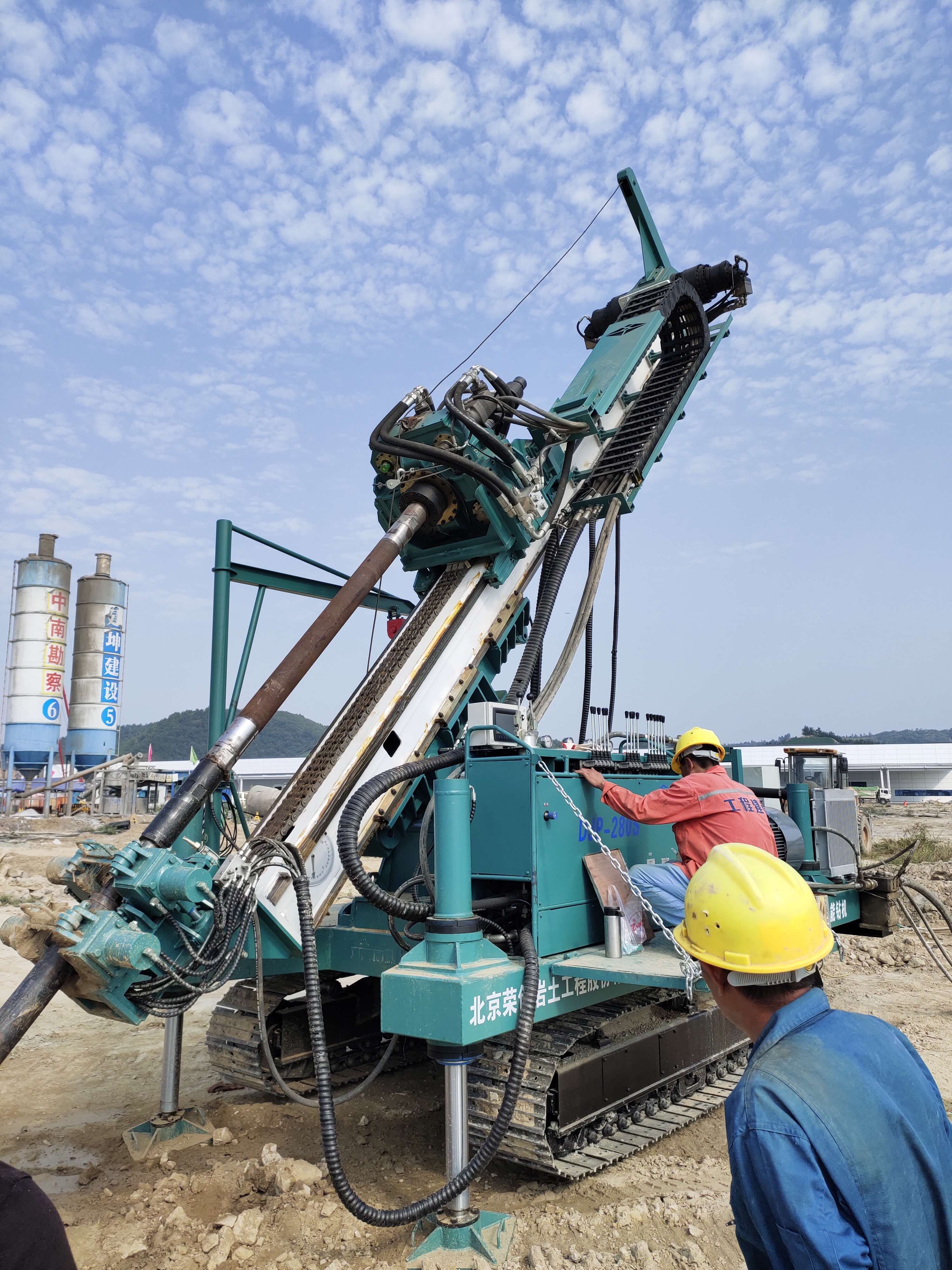 DOWN-HOLE PERCUSSIVE JET GROUTING CONSTRUCTION, SHIYAN, HUBEI