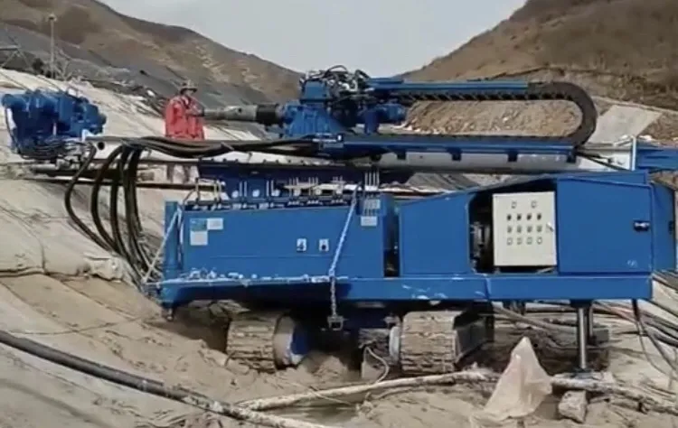 OVERCOMING CHALLENGES IN TAILINGS REMEDIATION, GANNAN